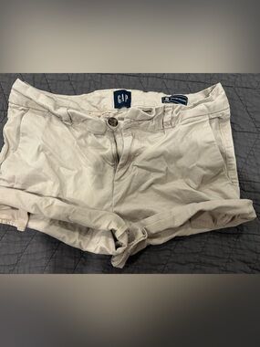 GAP Women's Light Beige Flat-Front Casual Shorts